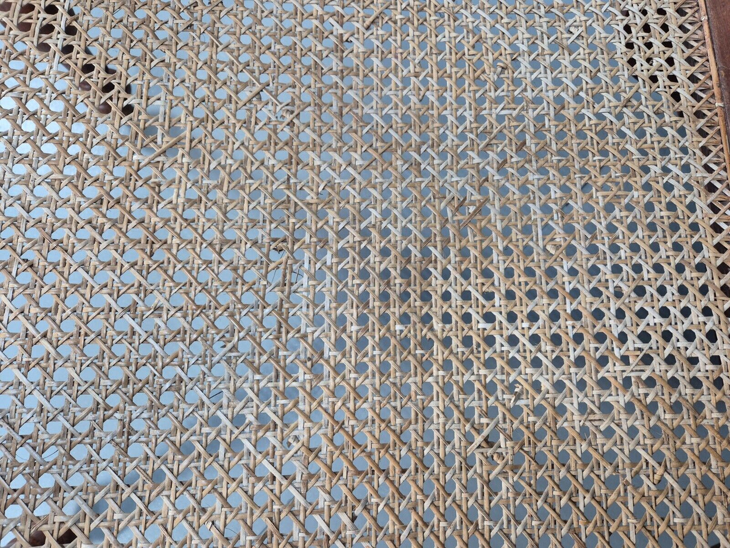 6658673