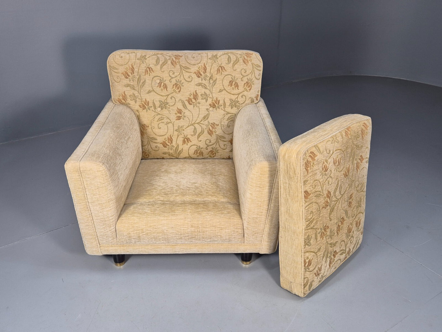 Vintage 1960s Lounge Chair in Cream Floral Retro MCM EB9682 MNOR - UKDK FURNITURE
