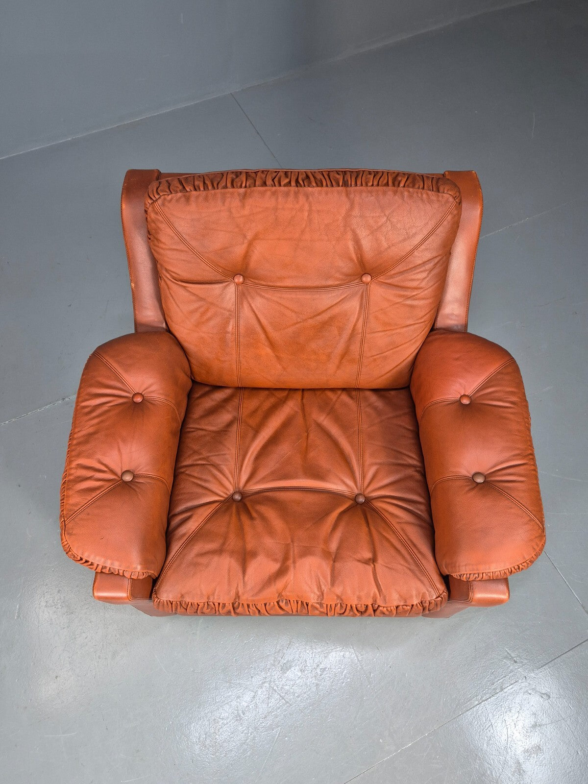 Vintage Danish Lounge Char Tan Leather 1970s Retro MCM EB8478 MNOR - UKDK FURNITURE