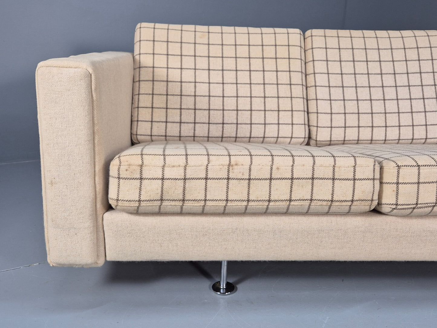 A Vintage Hans Wegner GE300 3 Seat Sofa in Original Wool MCM Retro EB9355 M3SS - UKDK FURNITURE