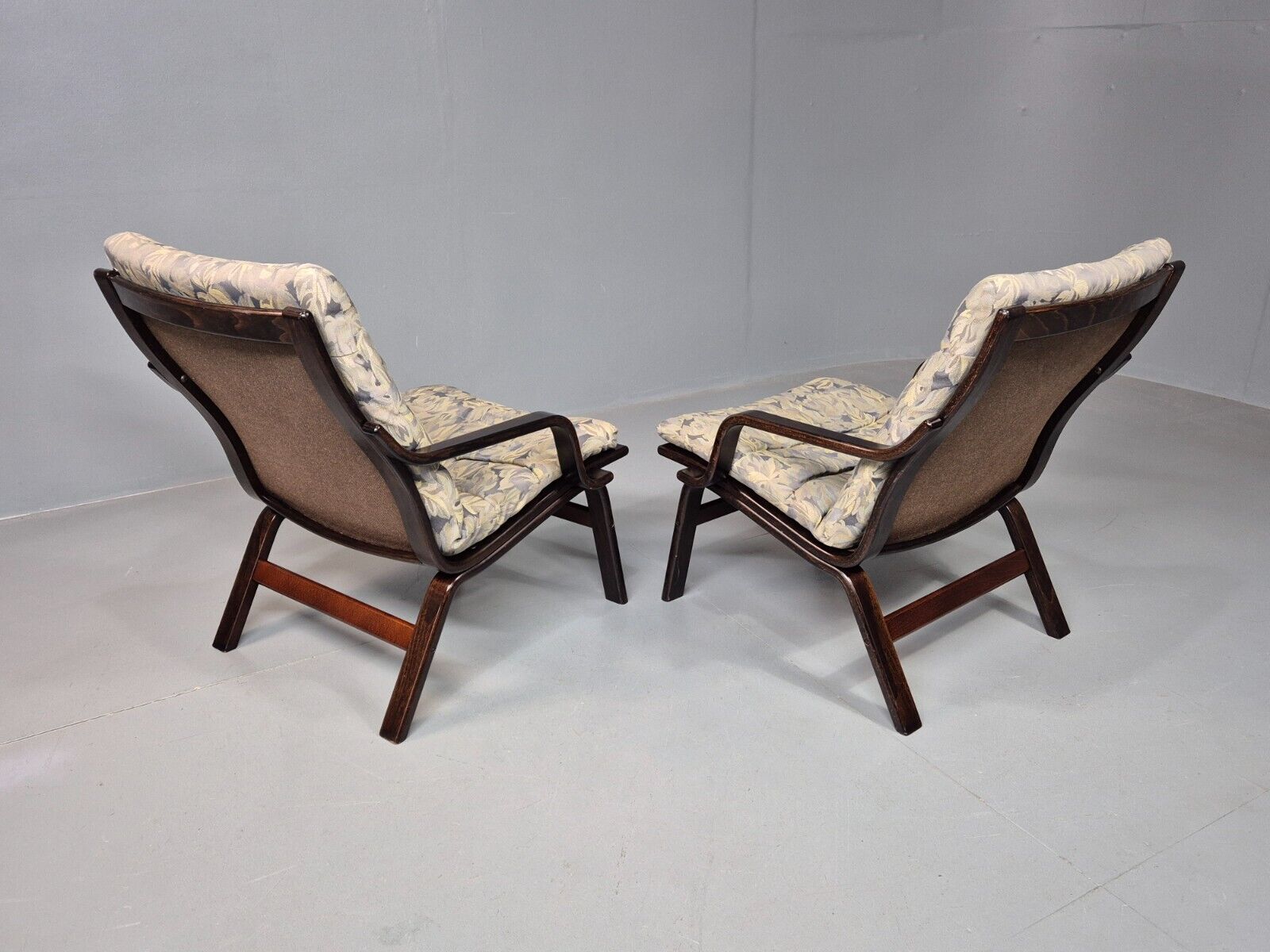 2 Vintage Danish Lounge Chairs Blue Floral Bentwood Retro 1980s MCM EB8337 MBEN - UKDK FURNITURE