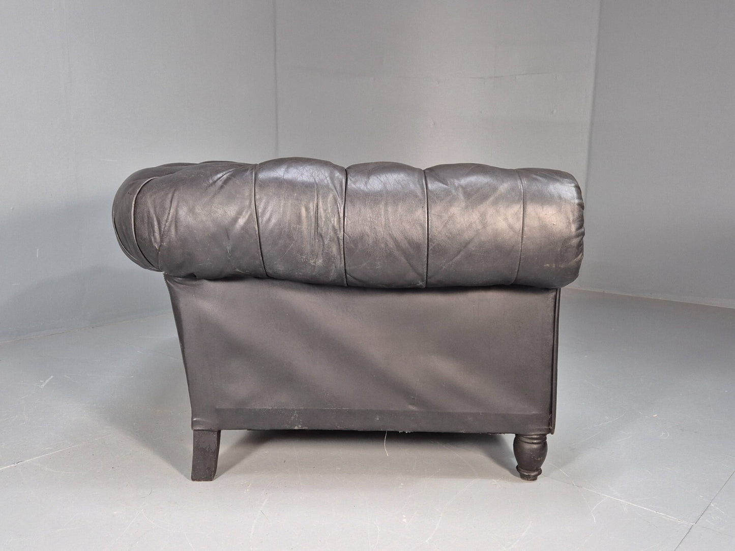 Vintage Black Leather Chesterfield Chair EB9471 VLEA - UKDK FURNITURE