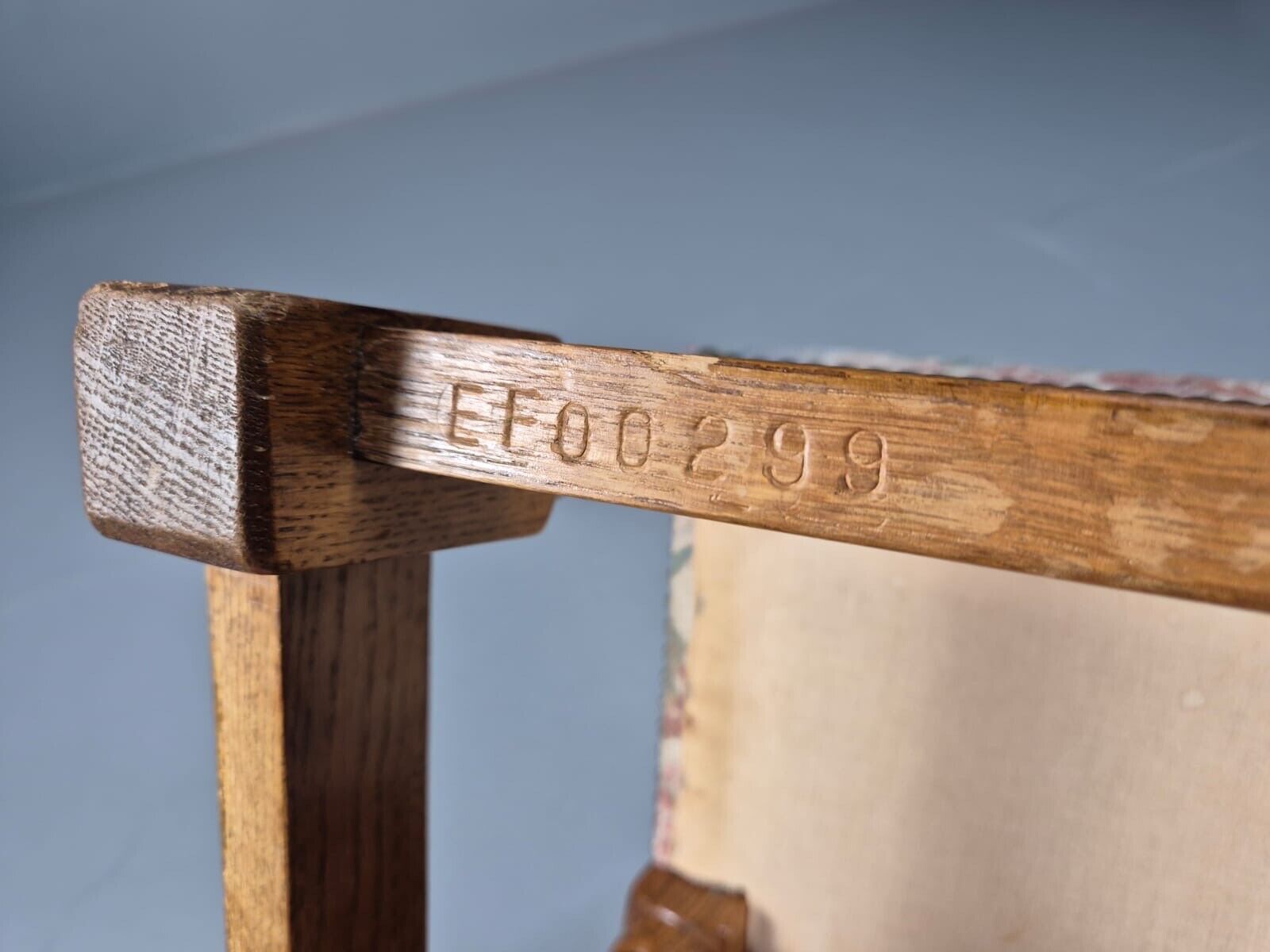 2 Vintage Footstools Floral Cotton Light Oak Antique Style 32 cmEB9153 VWOO - UKDK FURNITURE