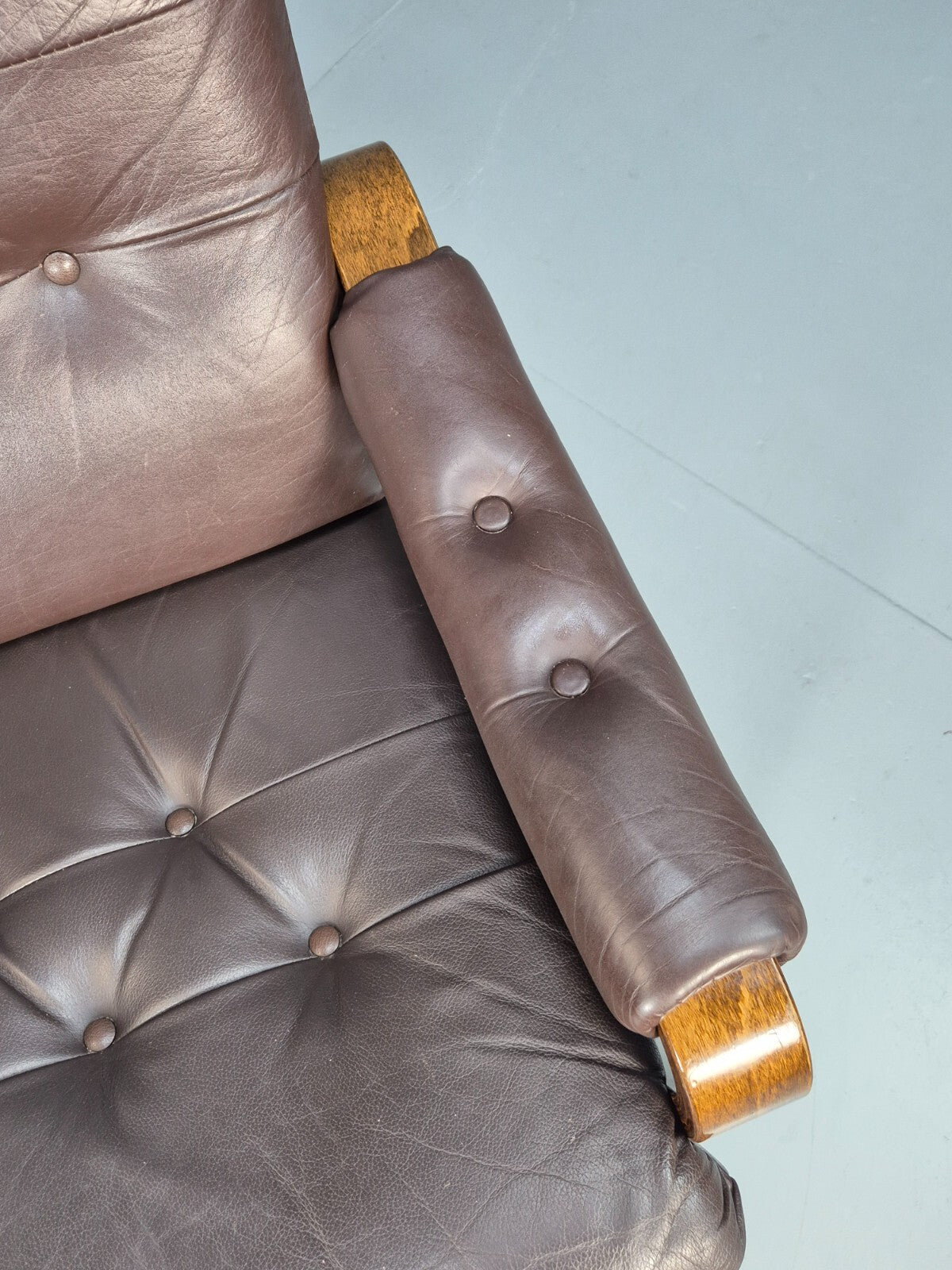 Vintage Danish Brown Leather Lounge Chair Bentwood Frame 1970s Retro EB9287 MNOR - UKDK FURNITURE