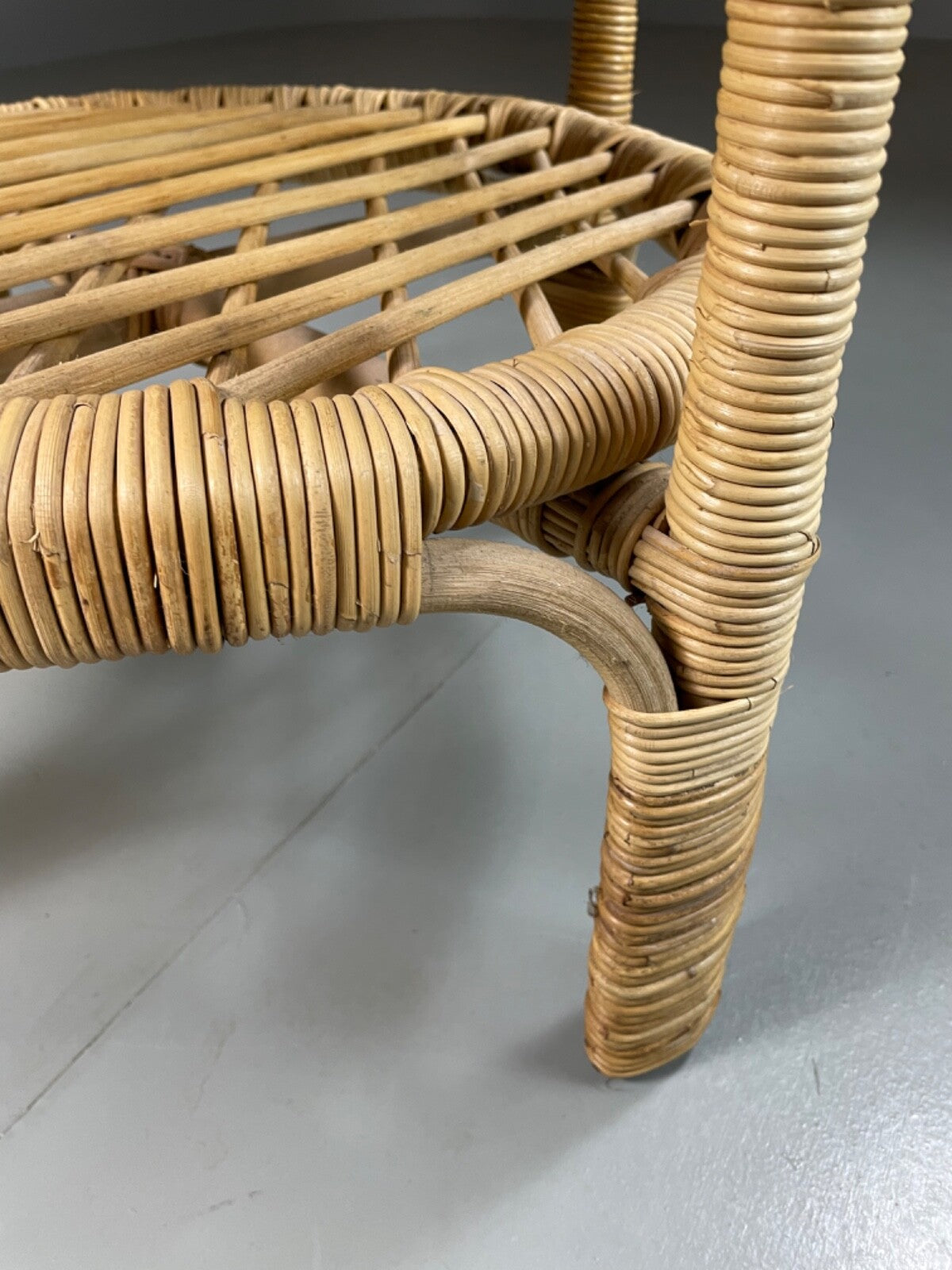 EB5299 Wicker 2 tier Circular Side/ Lamp Table, Retro, Vintage VWOO - UKDK FURNITURE