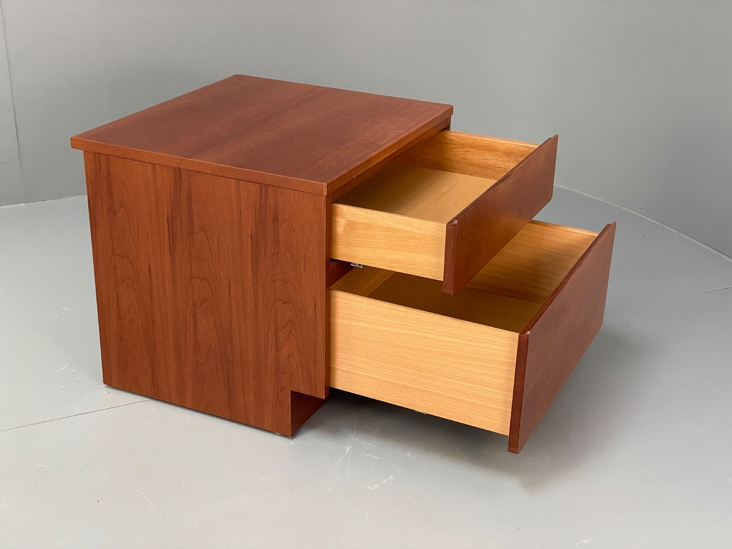 Vintage Teak Bedside Unit Beaver & Tapley Retro Drawers EB9735 MWOO - UKDK FURNITURE