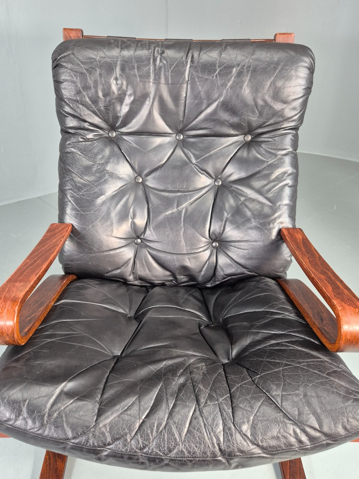 Vintage Mid Century Lounge Chair Black leather Skyline Model 1970s Retro EB12126