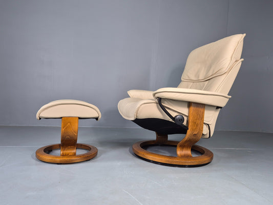 Vintage Stressless Chair and Stool Cream Leather Ekornes Original 1990s EB13078