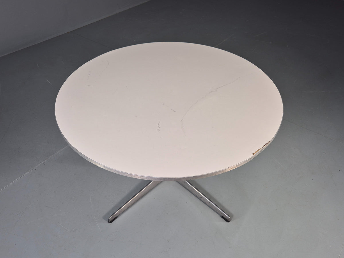 Vintage Fritz Hansen Circular Occasional Table Arne Jacobsen Design EB13002