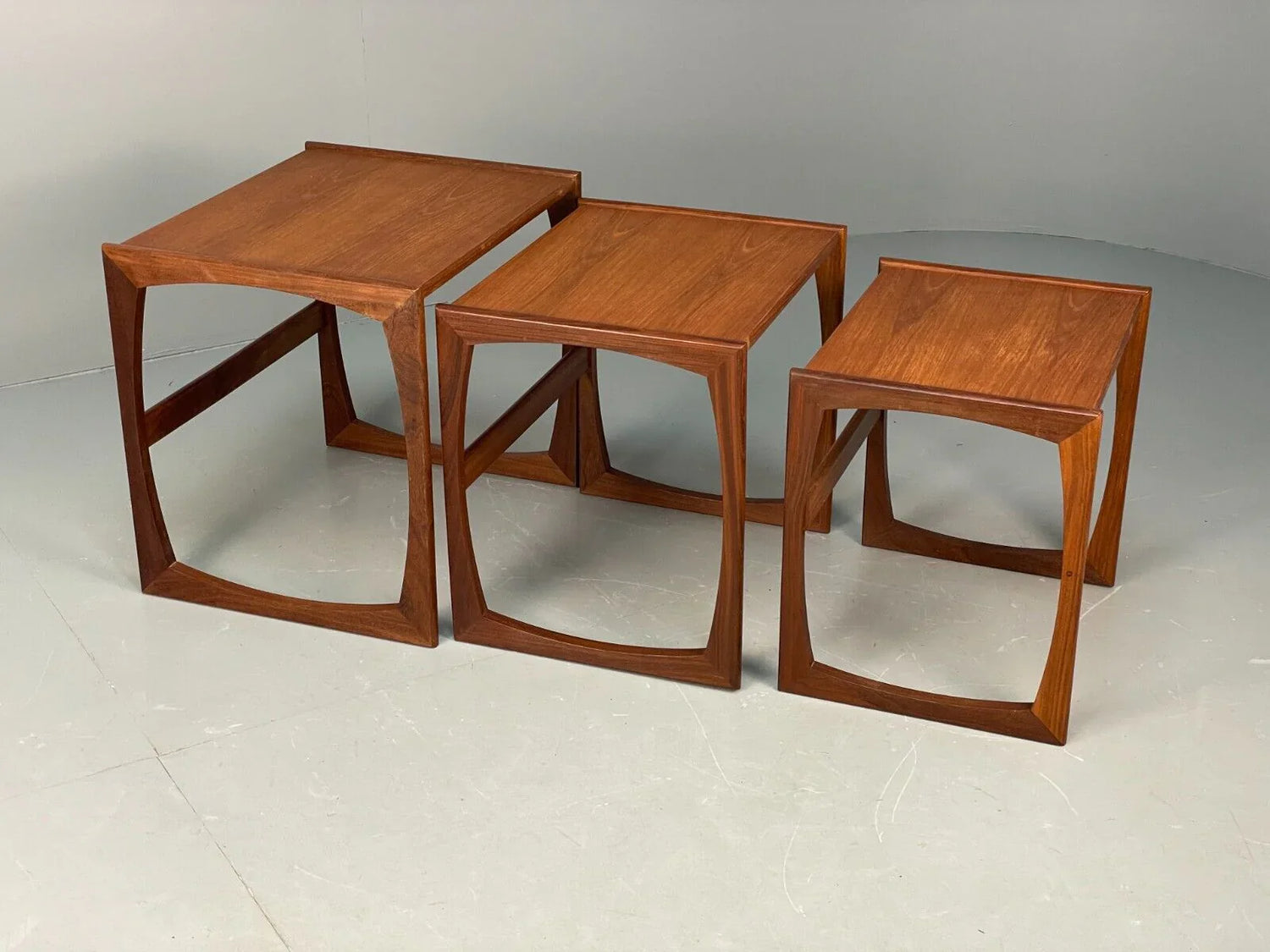 Nesting Tables - UKDK FURNITURE