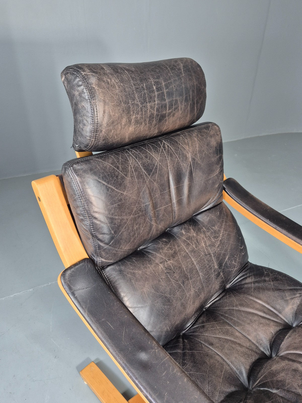 Vintage 1970s Danish Lounge Chair Black Leather and Bentwood MCM Retro EB13082