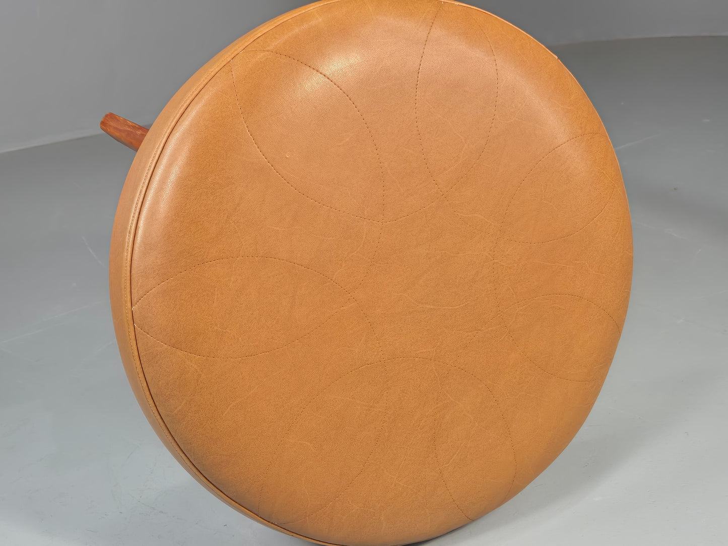 Vintage Mid Century Foot Stool Brown Vinyl Danish Teak Round Retro MCM EB12022