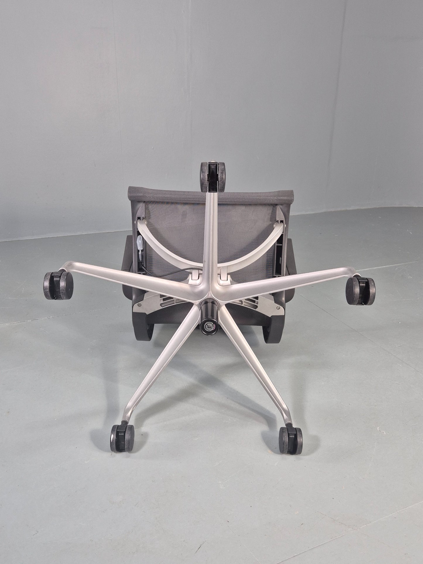 Herman Miller Setu Office Chair Modern design Quality Comfortable EB12571