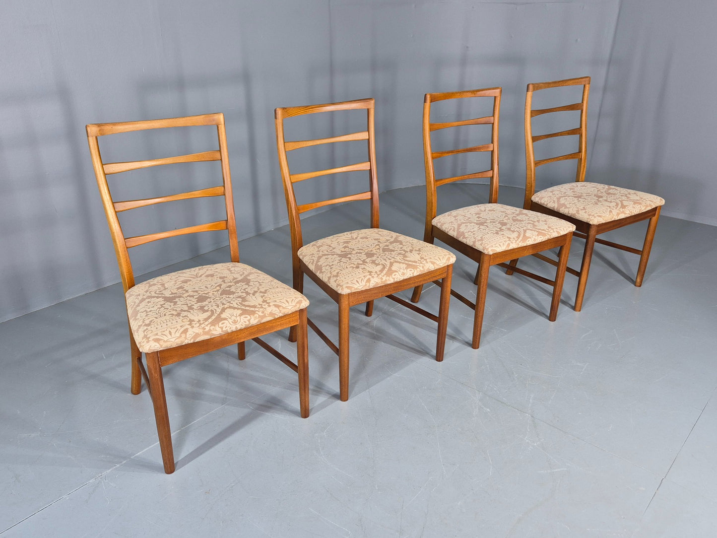 4 Vintage McIntosh Dining Chairs High back ladder Style 1960s Retro MCM EB12861