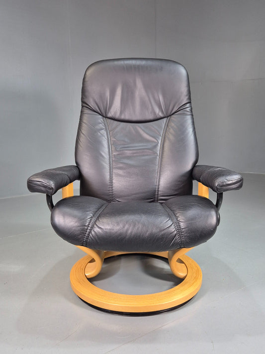 Vintage Stressless Ekornes Swivel and Recline Chair Black Leather Blonde EB07415