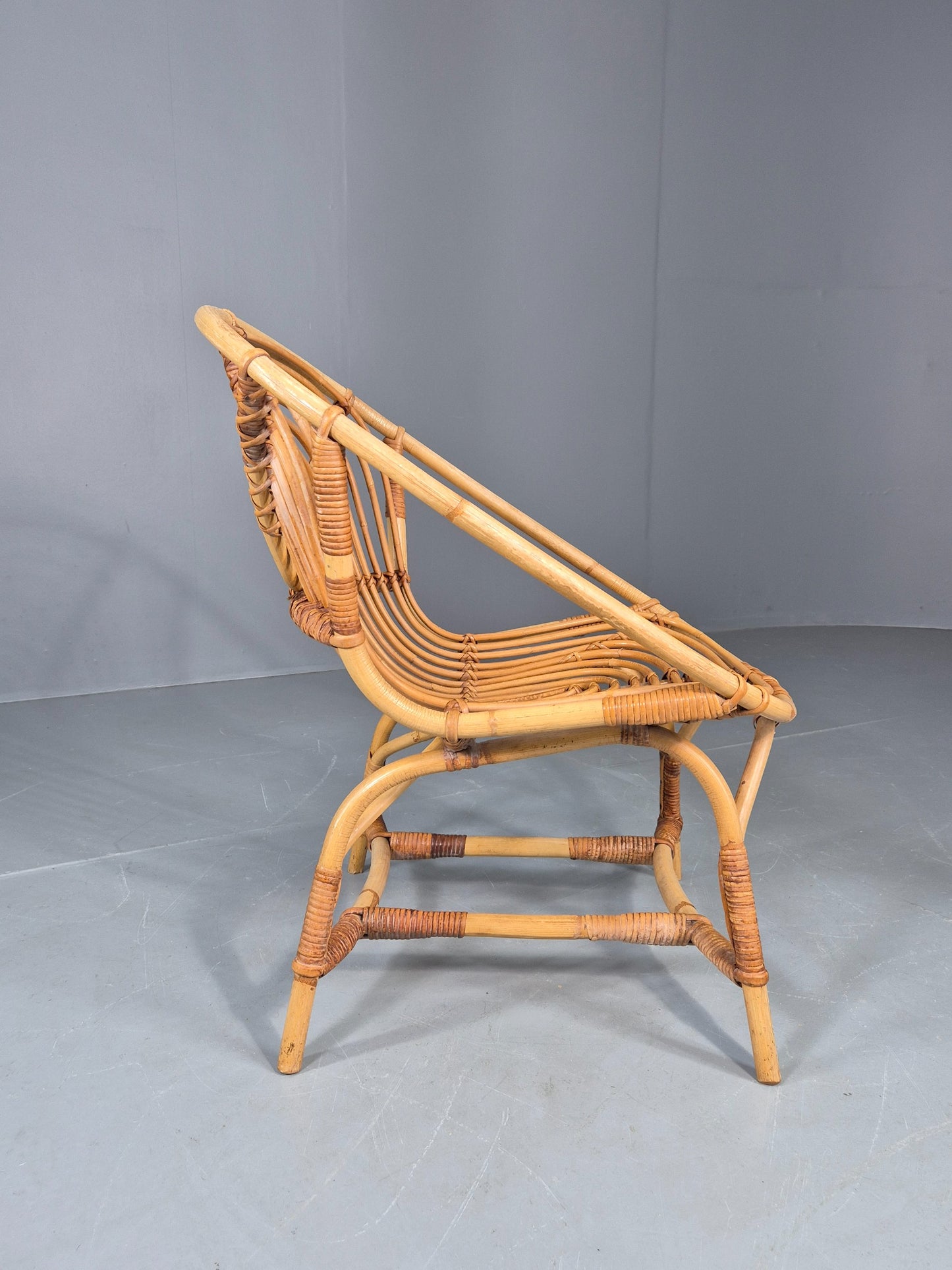 Vintage 1970s Cane work Lounge Chair Stylish Quality Retro EB11601
