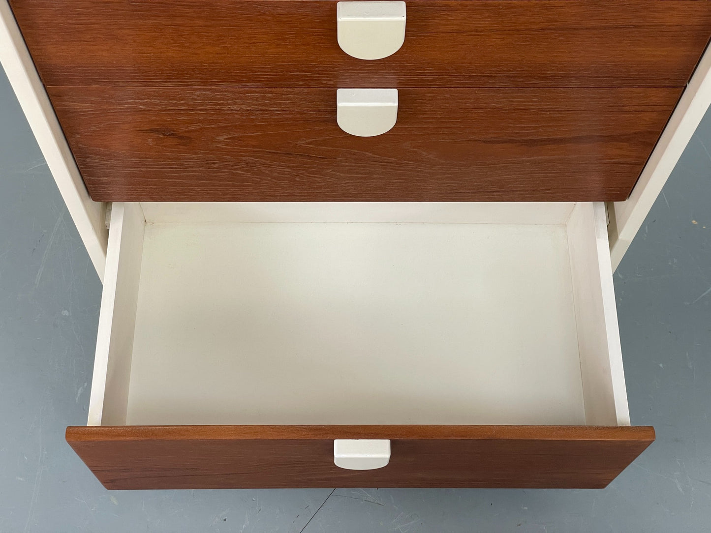 Vintage Chest Of Drawers 1970s Teak White Retro Chunky Handles EB12070