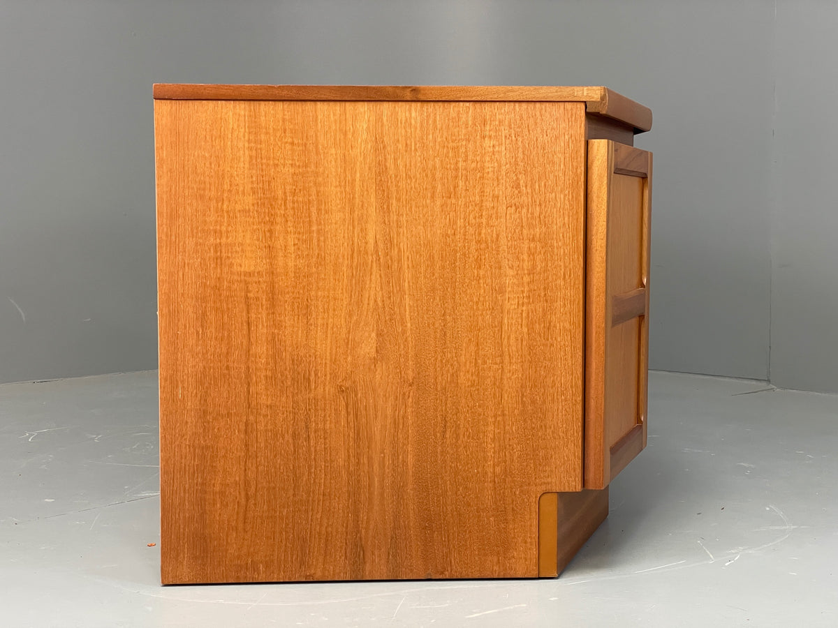 Vintage Teak Media Unit By Nathan Retro Squares HiFi TV Cabinet EB12938