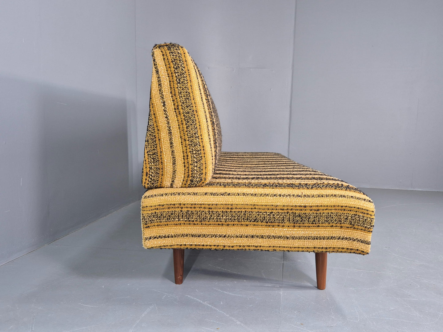Vintage Danish Mid Century Day Bed 1960s Original Condition Retro  EB12387