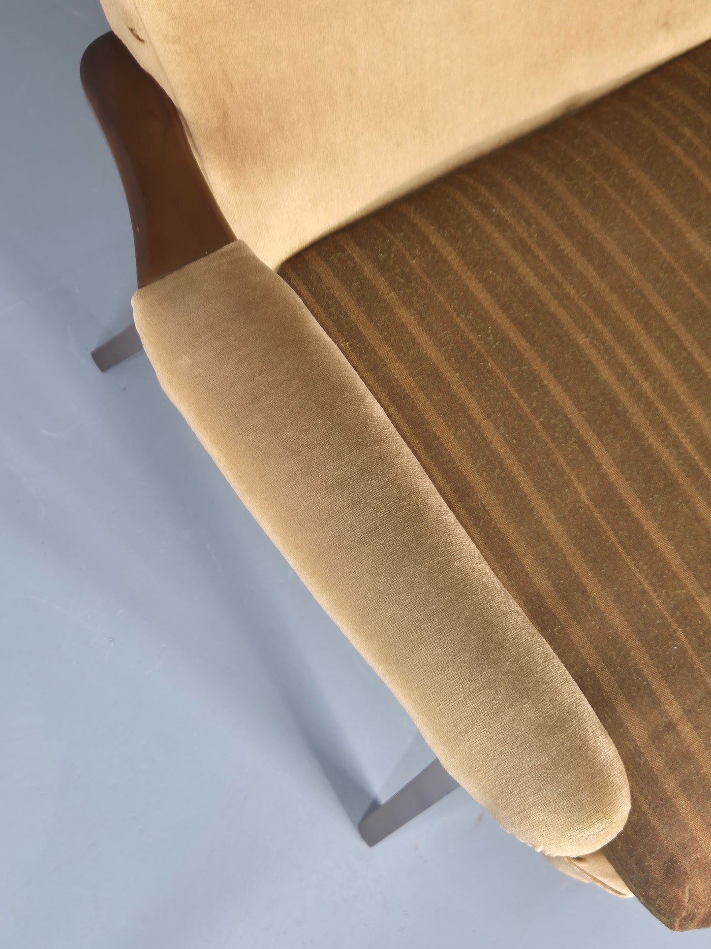 Vintage 1960s Lounge Chair Hardwood Frame with High Back Retro MCM EB11827