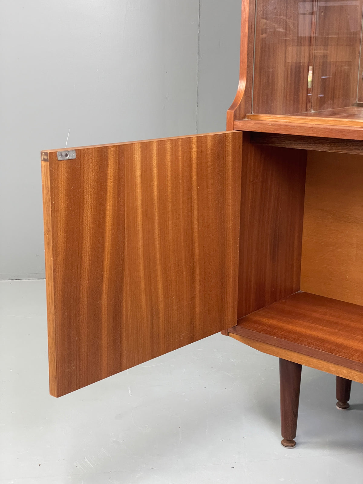 Vintage 1960s Teak Bookcase Mid Century Retro Glazed Mirrored Shelving EB13113