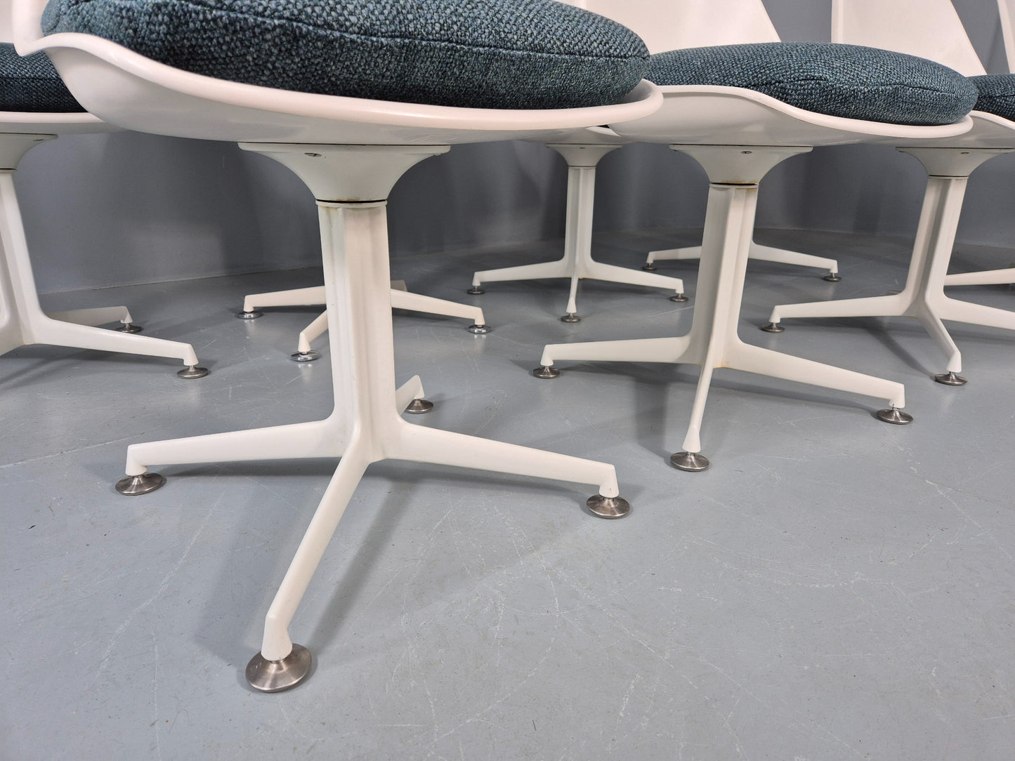 8 Maurice Burke Arkana 1960s Dining Chairs Plastic Alloy Swivel Retro EB11945