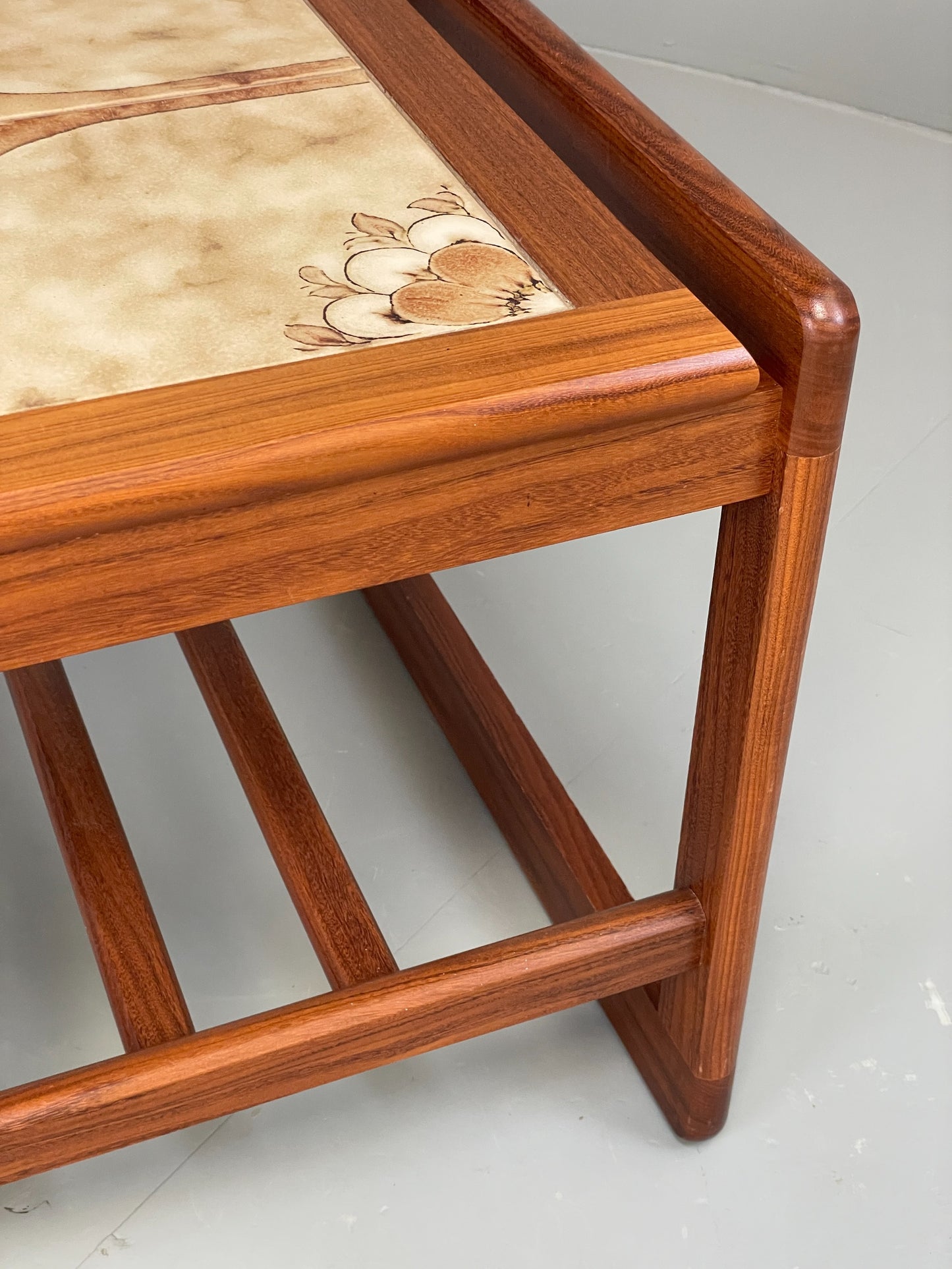 Vintage Side Table Teak Tile Topped 1970s Mid Century Retro Shelf EB12828