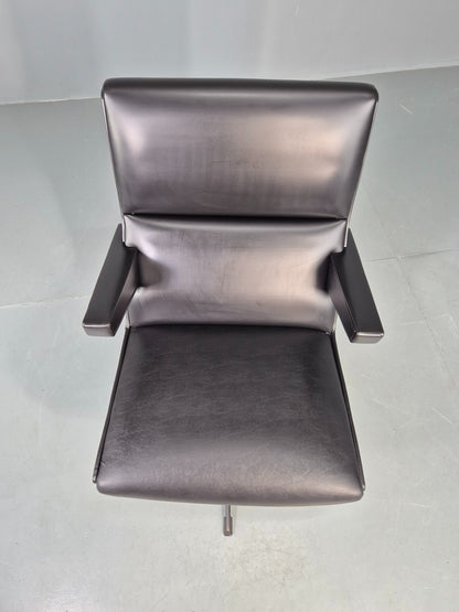 Vintage Black vinyl swivel Chair after the Press Room Chair Rietveld MCM EB06200