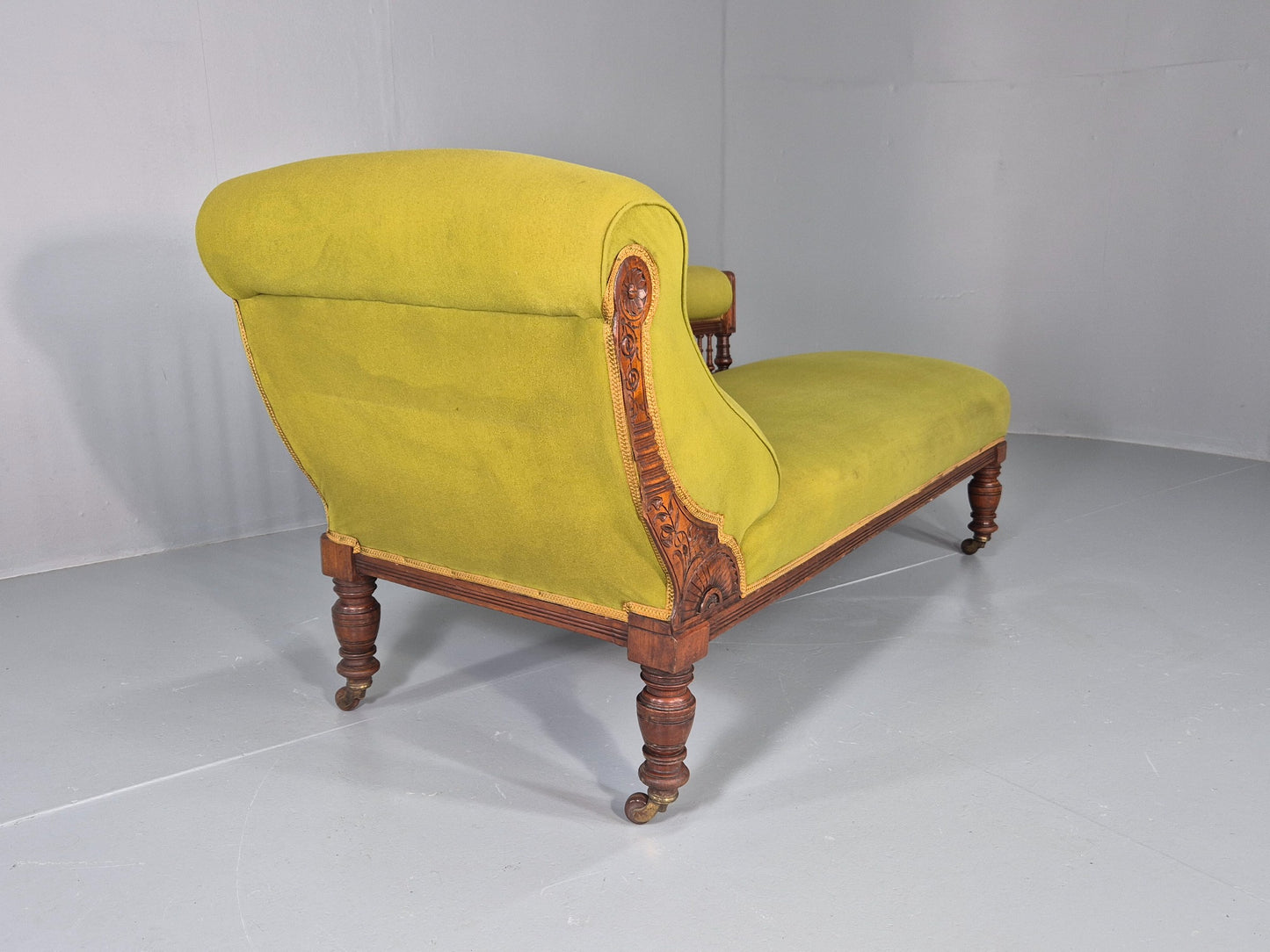 Edwardian Antique Chaise Lounge Green Velvet Velour Oak Frame  EB12458