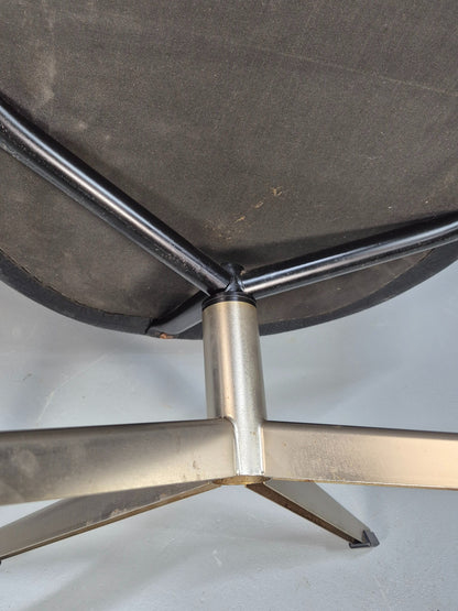 Vintage Mid Century Swivel Lounge Chair Black Vinyl 1970s Retro EB8790