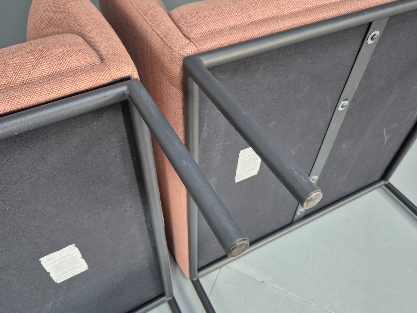 2 Roger Lewis Modern Design Armchairs Pink Wool Upholstery EB9952 MNOR