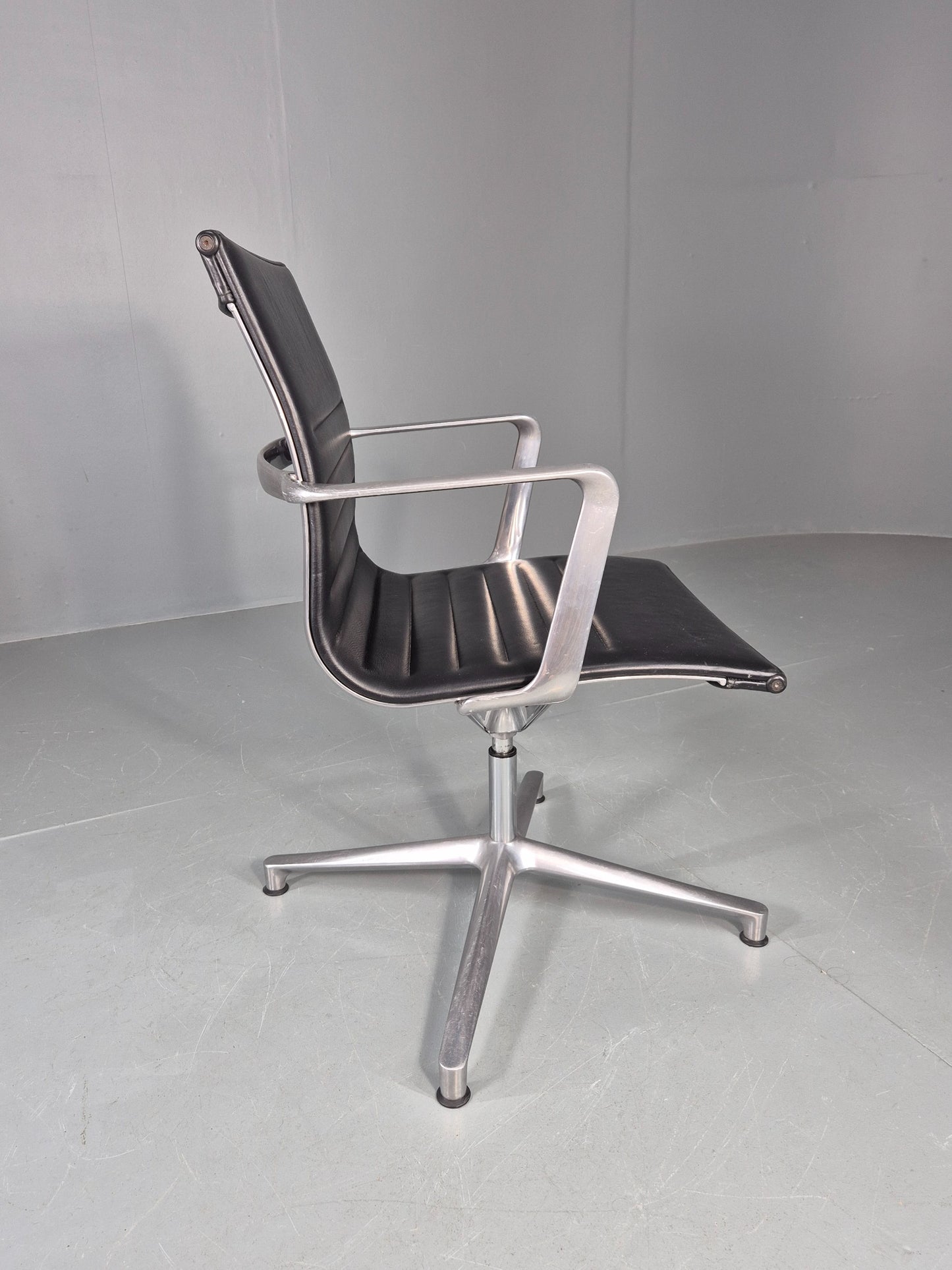 Vintage ICF Eames Style Office Chair Leather and Aluminium EB12241