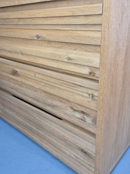 Vintage Chest of Drawers Modern Design Solid Oak Quality EB13141