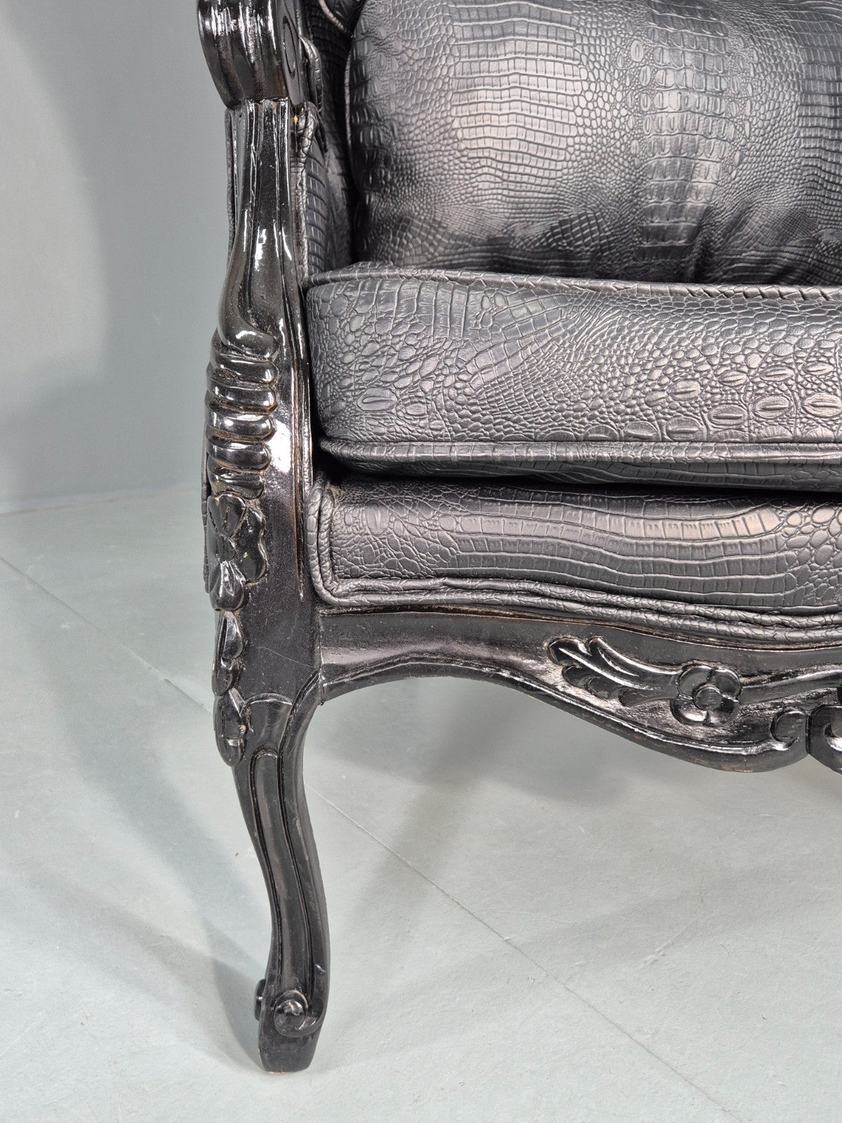 Vintage Porters Chair Canopy Gothic Chair Faux Crocodile Skin Modern EB12564