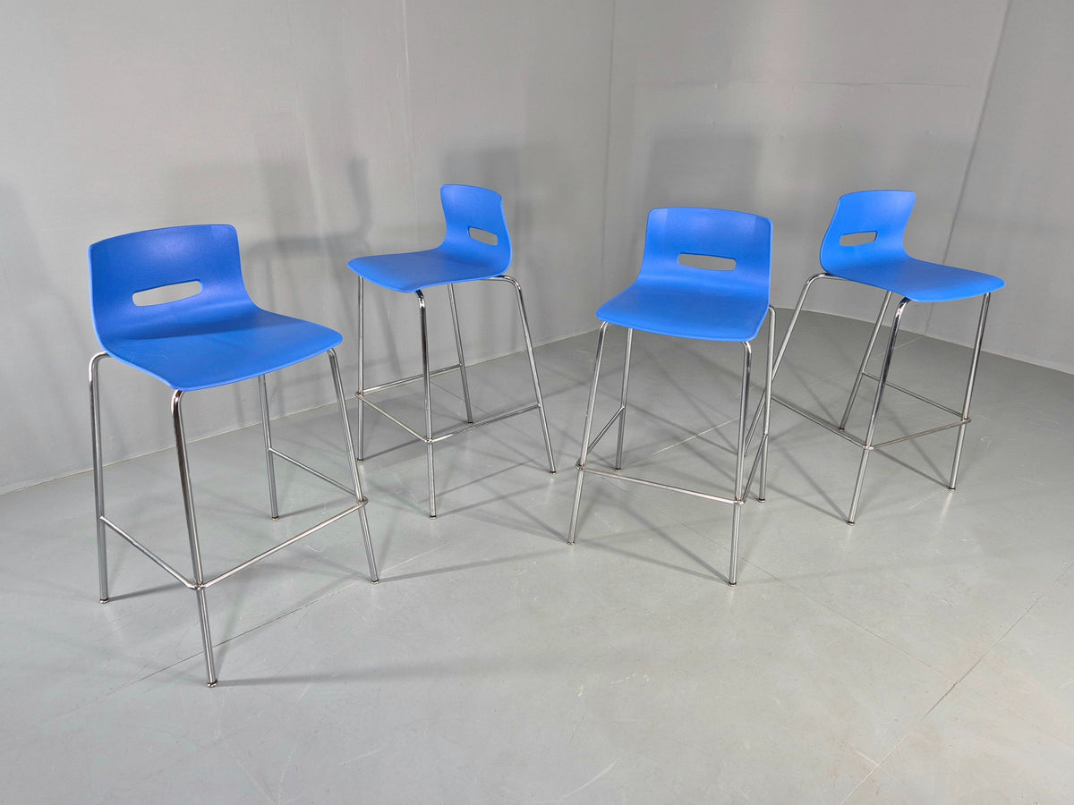 4 Bar Stools Modern Design Allermuir Casper Blue Chromed Steel Frame EB12999