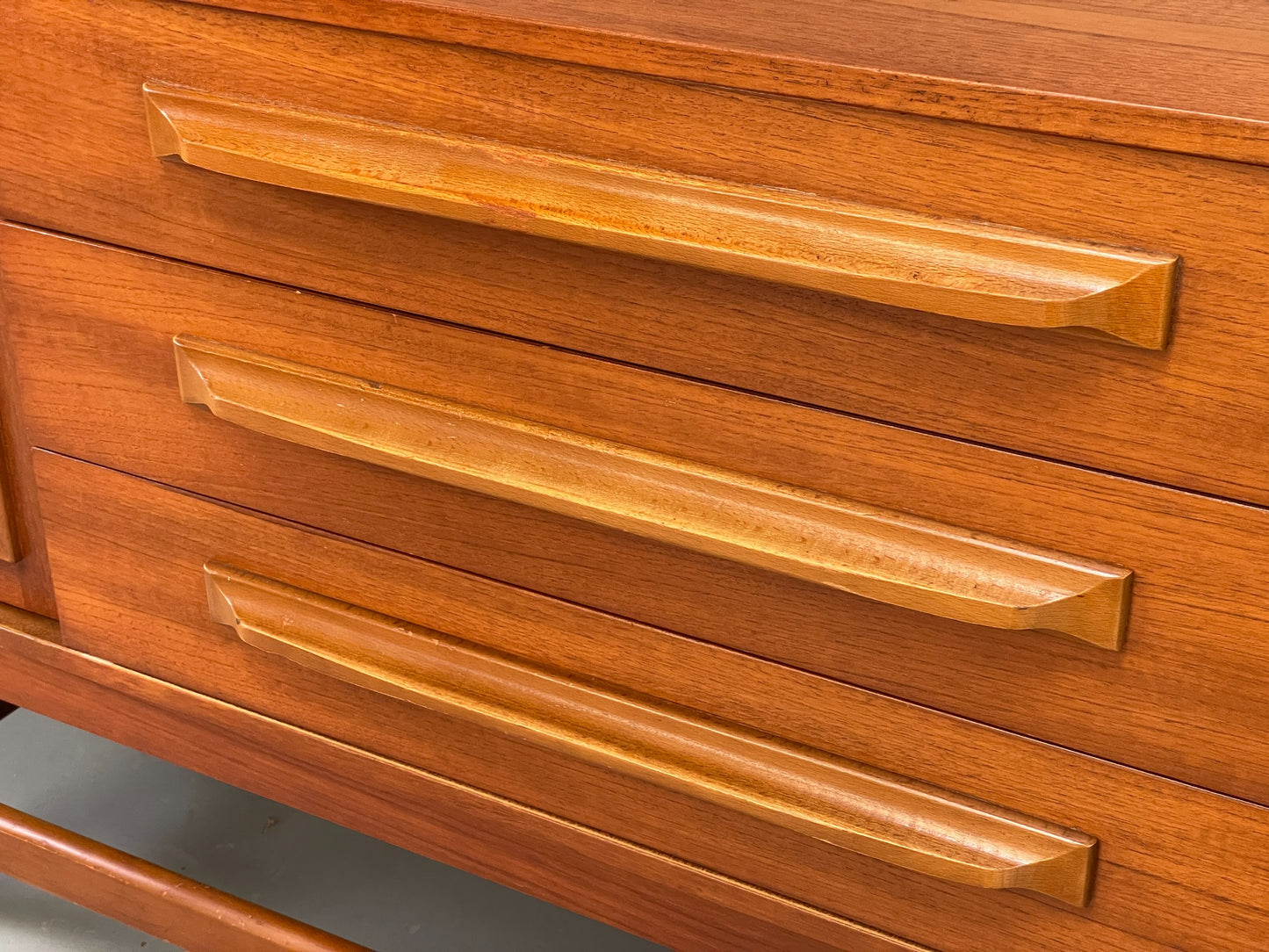Vintage 1960s Teak Sideboard By Stonehill Retro Drawers Shelving EB12506