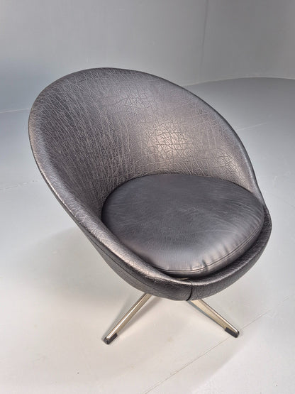 Vintage Mid Century Swivel Lounge Chair Black Vinyl 1970s Retro EB8790