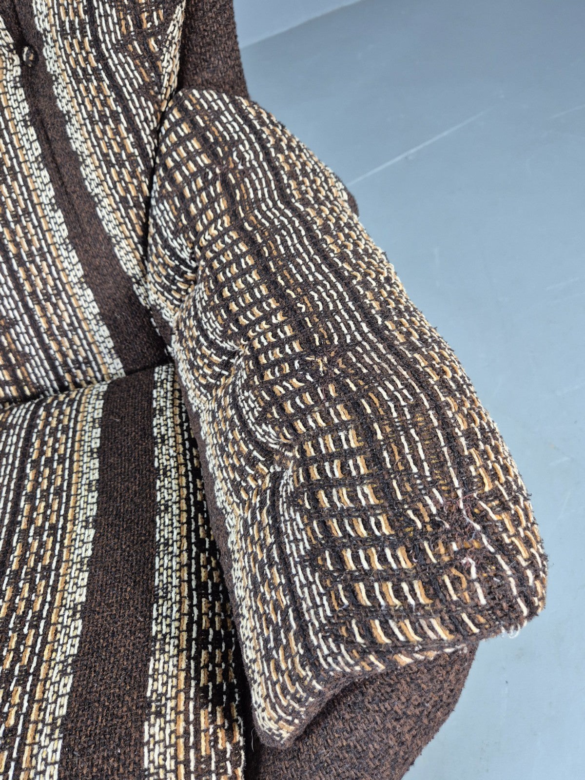 Vintage Egg Chair 1980s Retro Original Cloth Modern Design Brown Cream EB13066