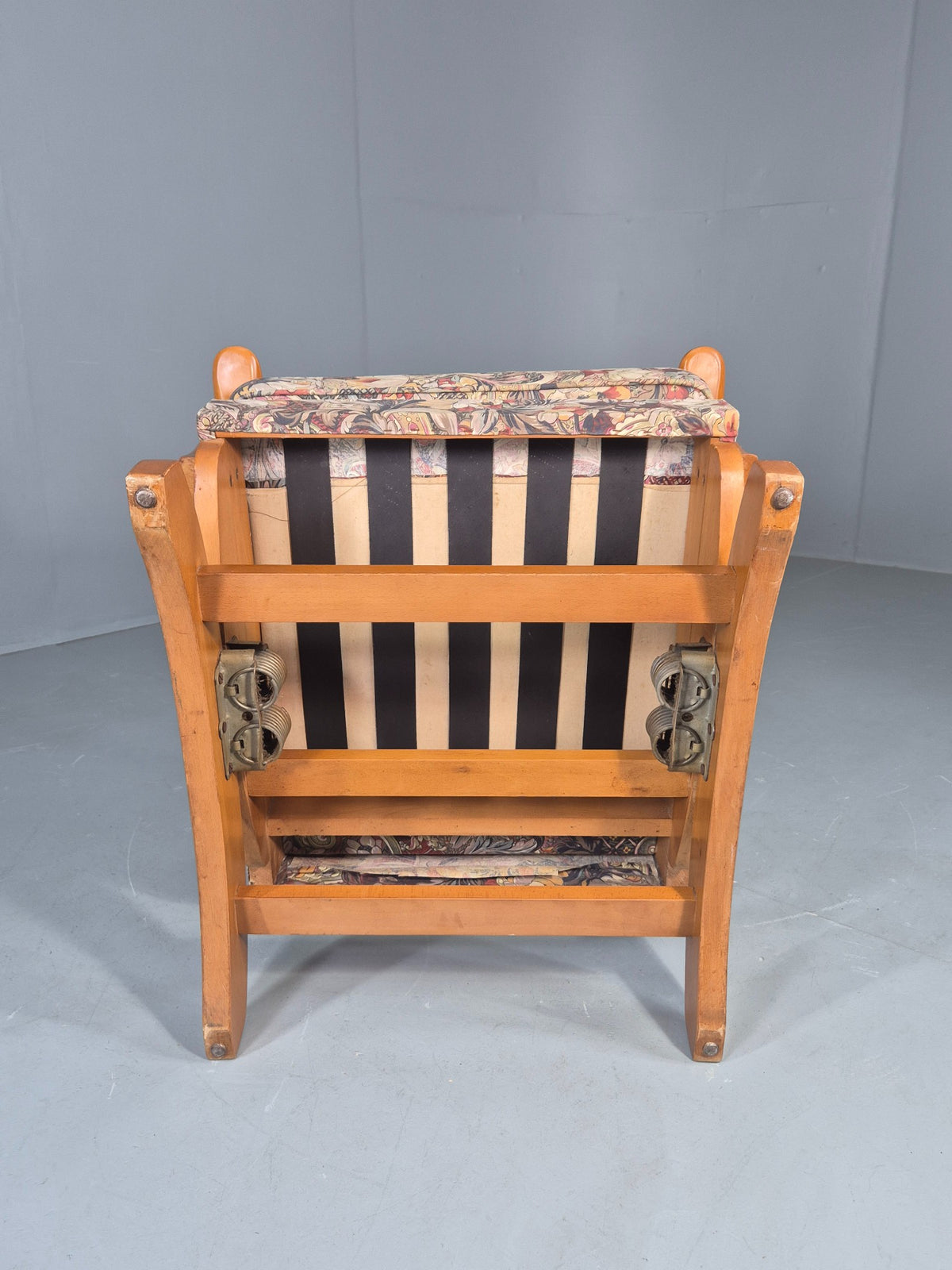 Vintage Mid Century Rocking Chair Floral Print Synthetic Fabric 1970s EB12920