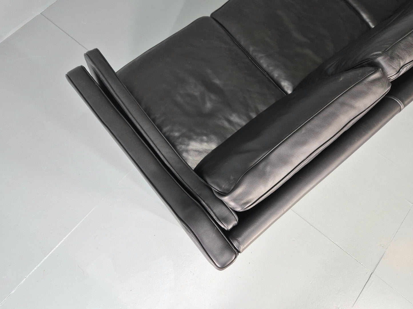 Vintage 3 seater Sofa Mid Century Skippers Black Leather Retro 1970s EB12172