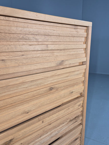 Vintage Chest of Drawers Modern Design Solid Oak Quality EB13141