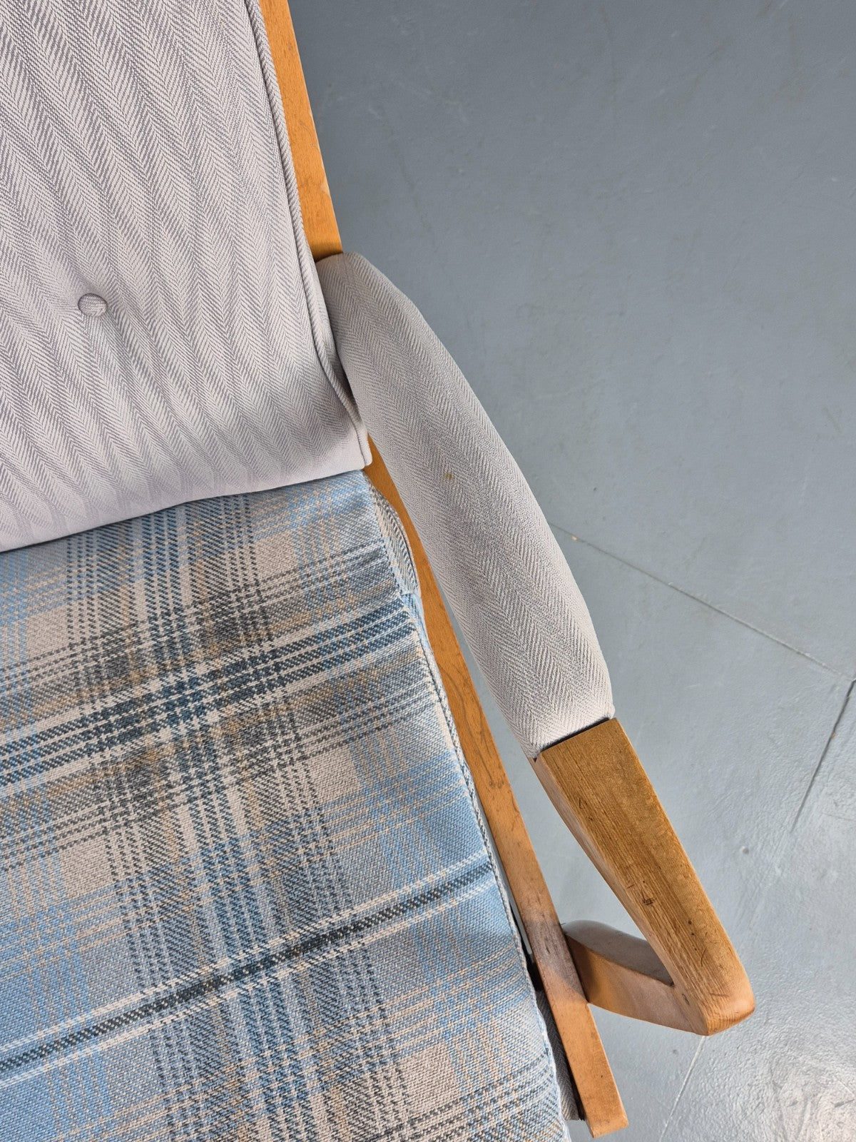 Vintage Cintique Lounge Chair Beech Frame Mid Century Retro Blue Fabric EB11947