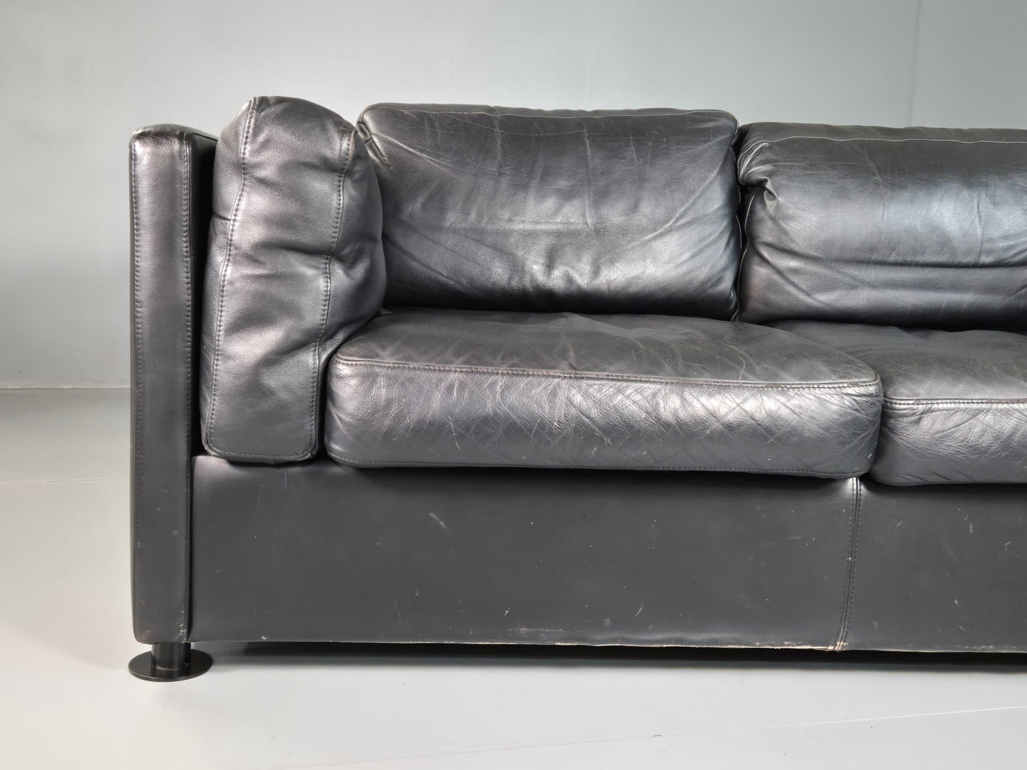 EB7162 Vintage Danish 2 Seat Sofa Black Leather 1980s Retro MCM M2SS