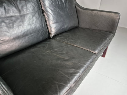 EB7318 Vintage 2 Seat Danish Sofa Black LeatherM2SS