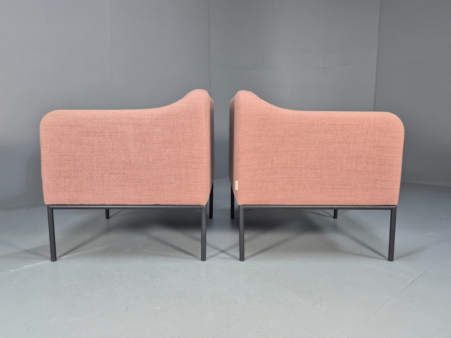 2 Roger Lewis Modern Design Armchairs Pink Wool Upholstery EB9952 MNOR