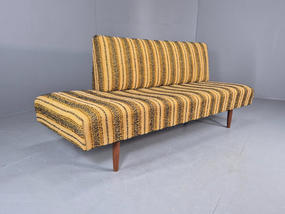 Vintage Danish Mid Century Day Bed 1960s Original Condition Retro  EB12387