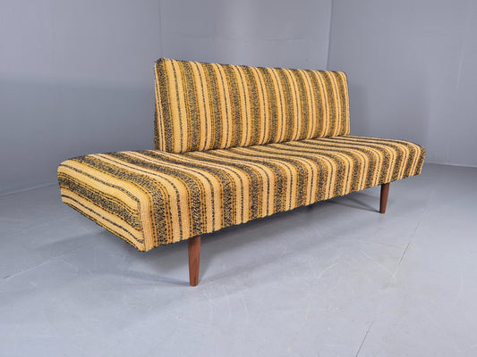 Vintage Danish Mid Century Day Bed 1960s Original Condition Retro  EB12387