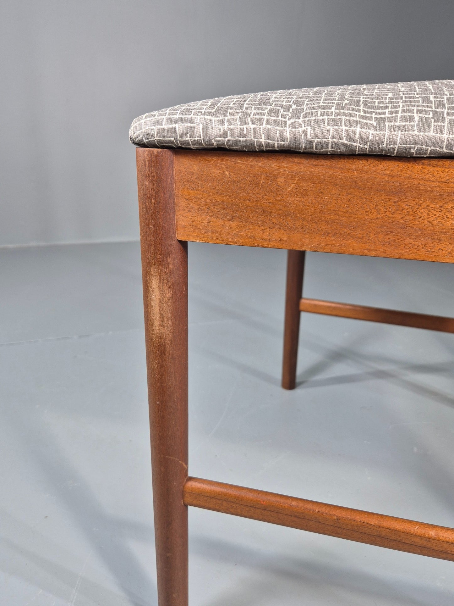 Single Vintage McIntosh Dining Chair Model 9433 Teak New Upholstery EB12309