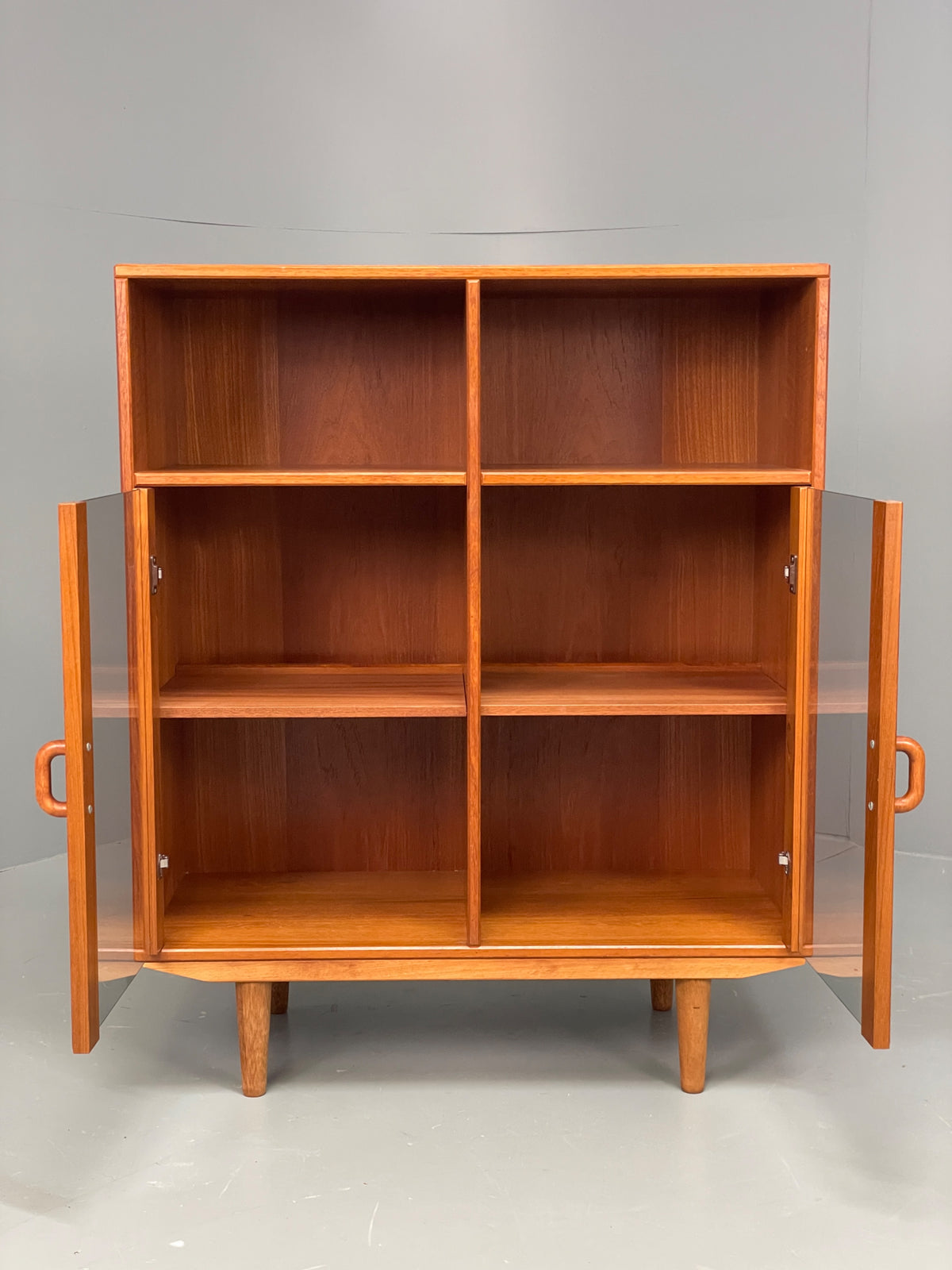 Vintage Teak Cabinet Danish 1970s Retro Mid Century Shelving Cupboard EB12965