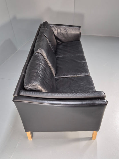 Vintage 3 Seater Sofa Black Leather and Vinyl 1980s Retro EB08616